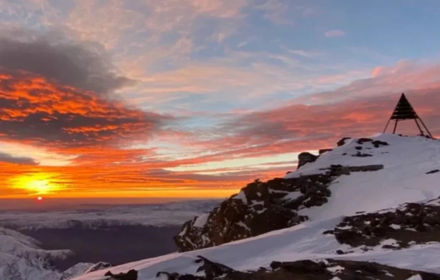 Climb Mountain Toubkal